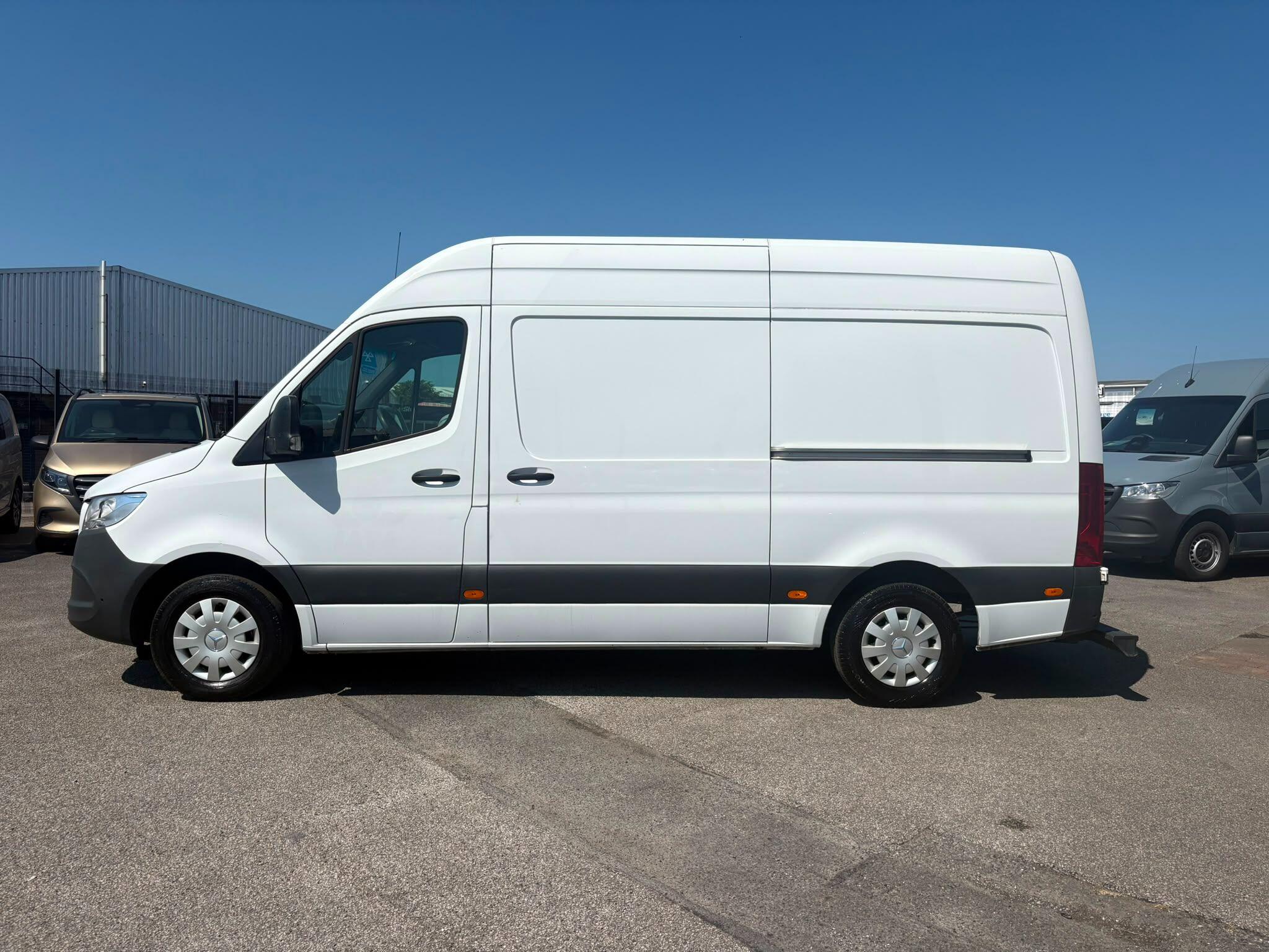 Mercedes-Benz Sprinter